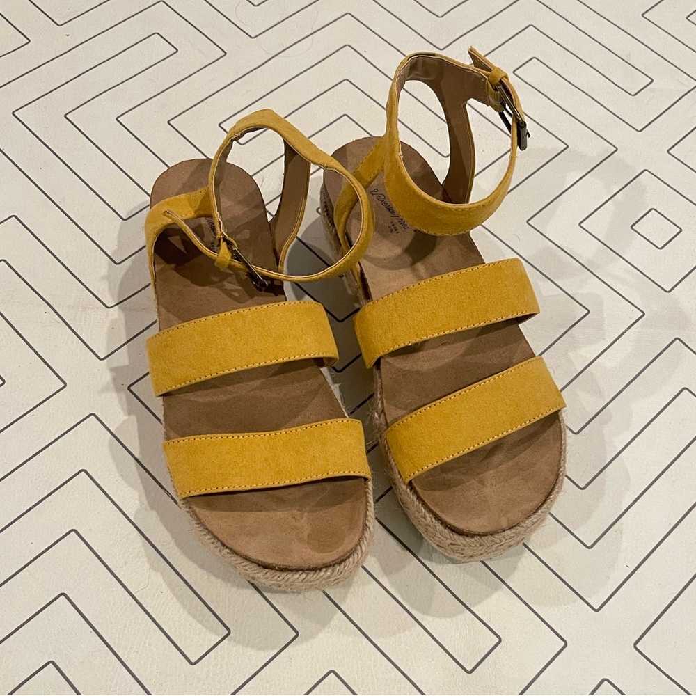 Universal Thread Yellow Espadrille Stacked Sandals - image 1